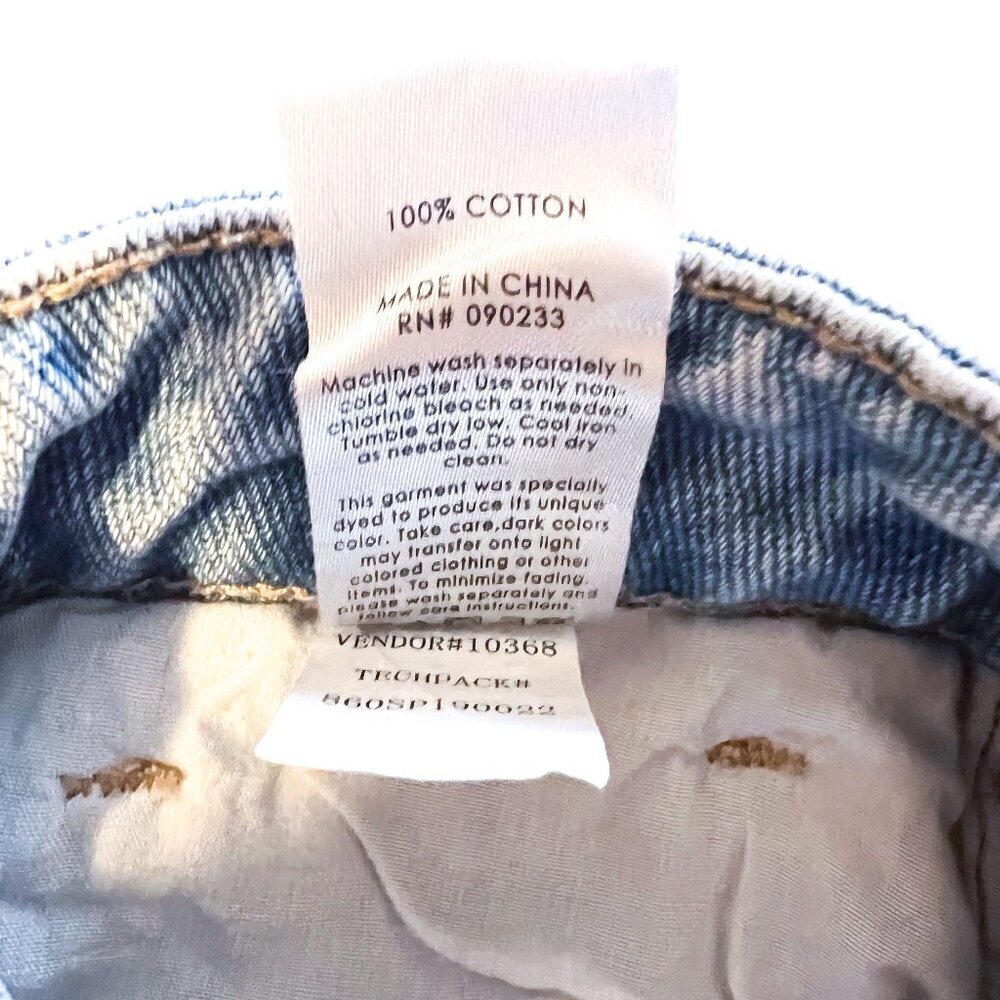 PacSun Mom Jeans Ripped and Destroyed 28 - Picture 13 of 14